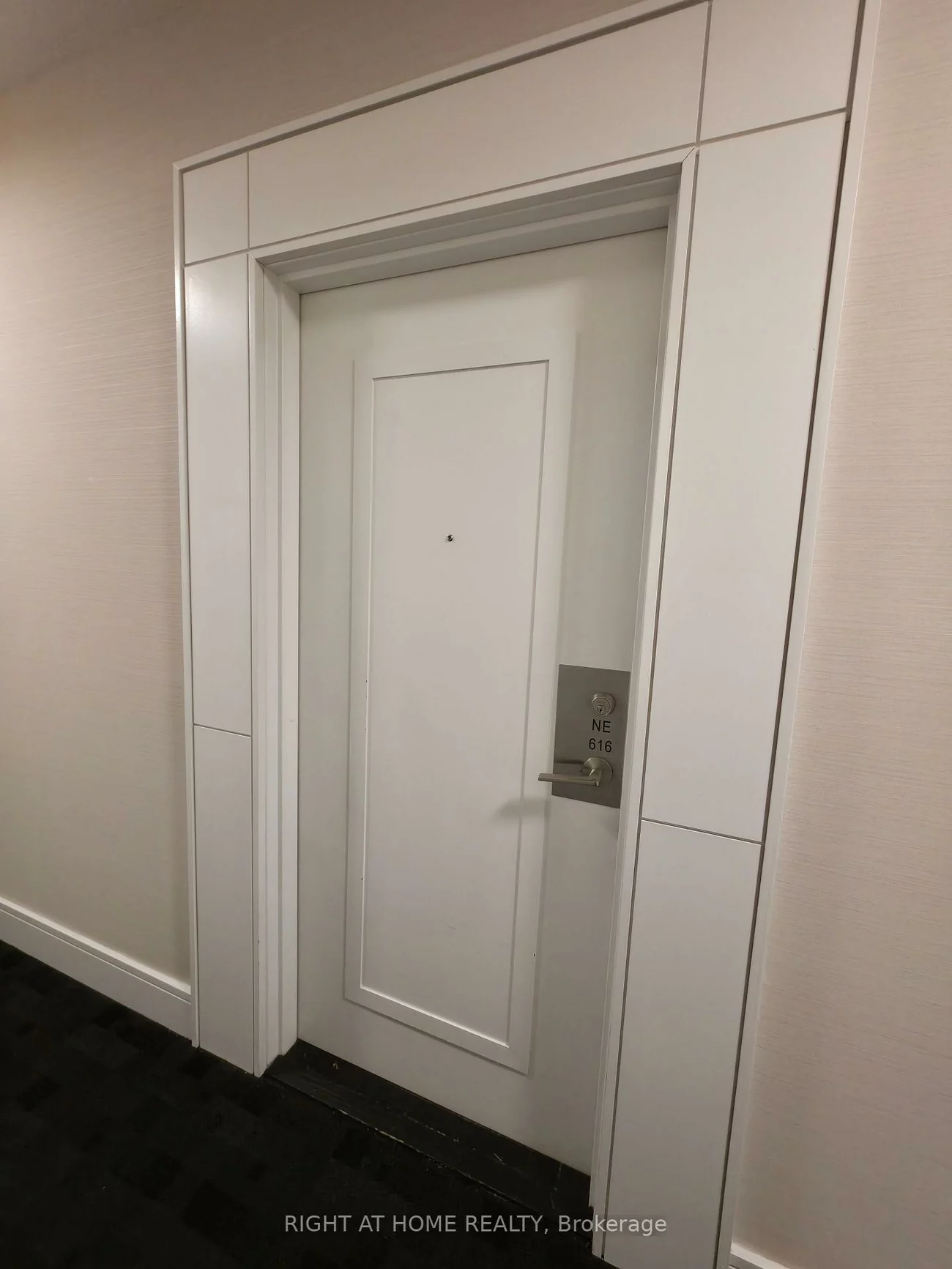 9205, Yonge, Langstaff, Richmond Hill