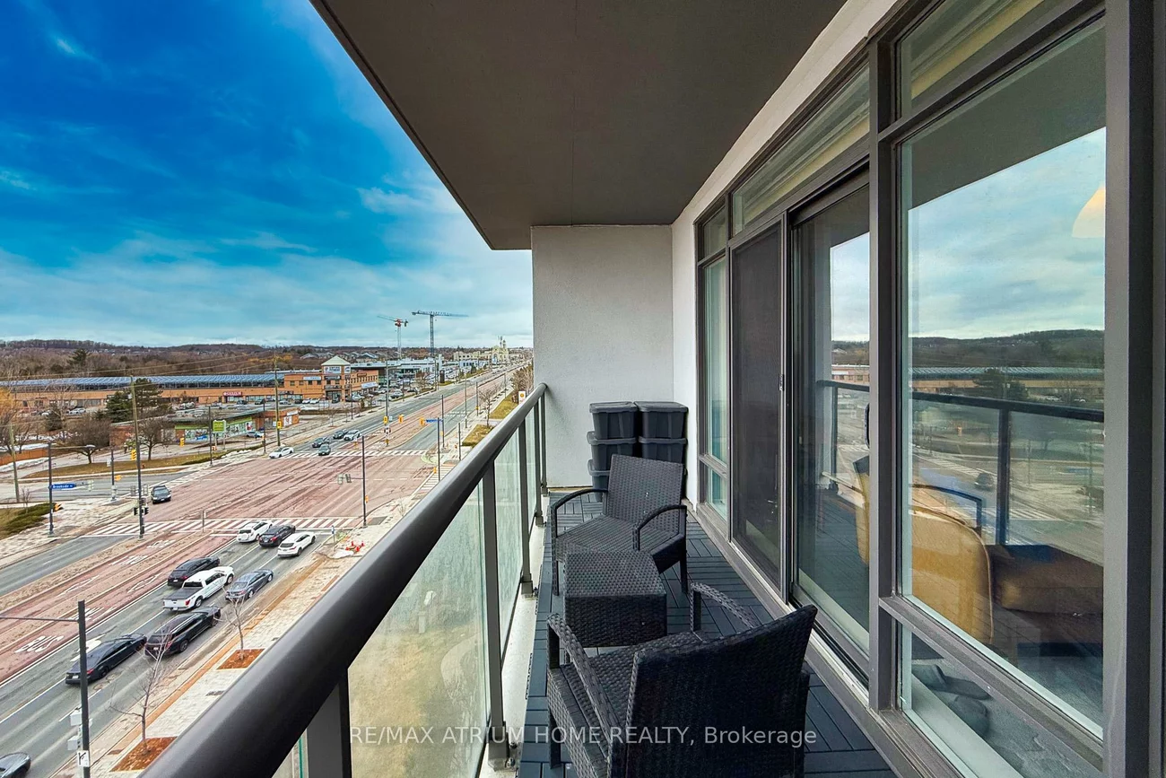 11121, Yonge, Devonsleigh, Richmond Hill