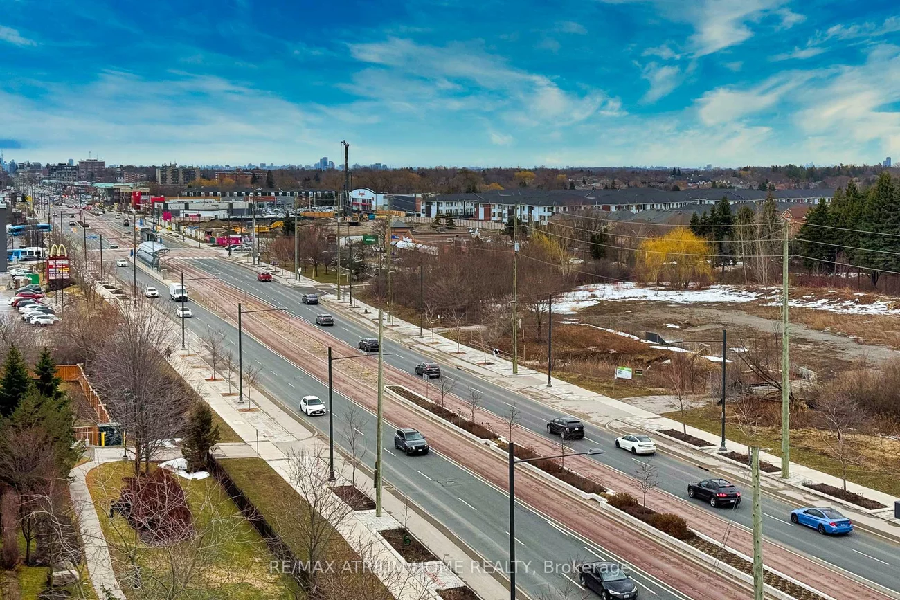 11121, Yonge, Devonsleigh, Richmond Hill