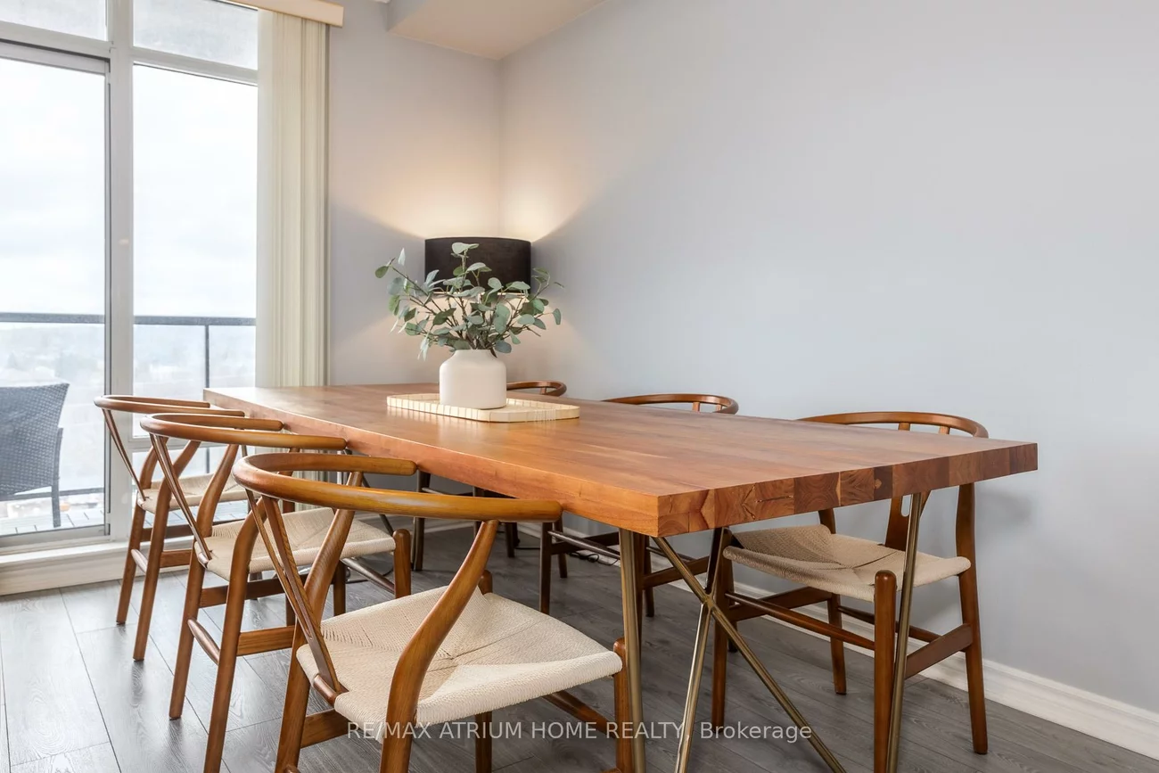 11121, Yonge, Devonsleigh, Richmond Hill