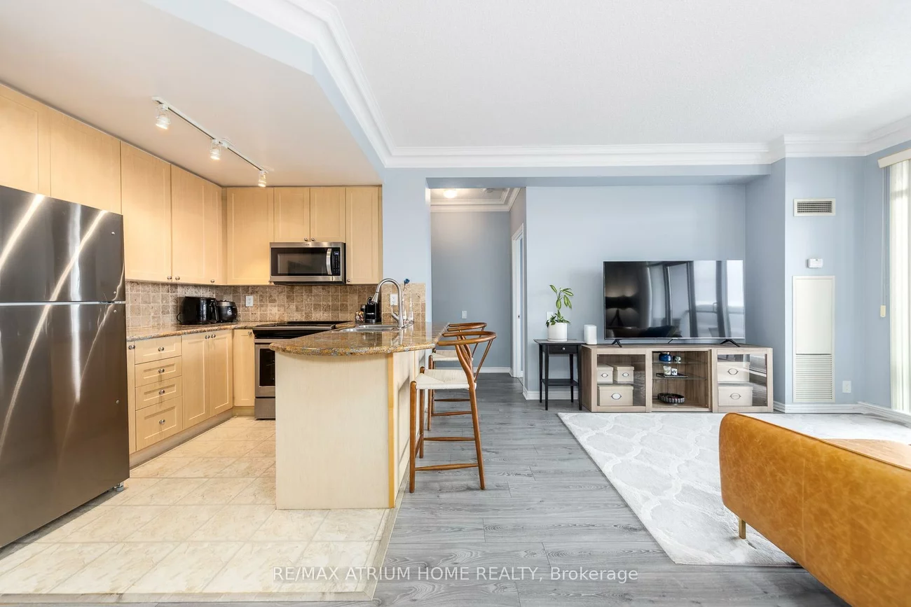 11121, Yonge, Devonsleigh, Richmond Hill