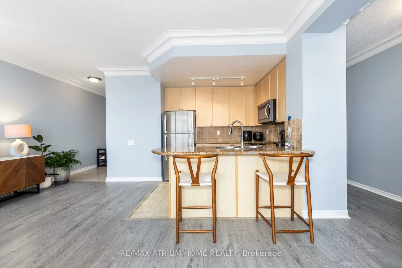 11121, Yonge, Devonsleigh, Richmond Hill