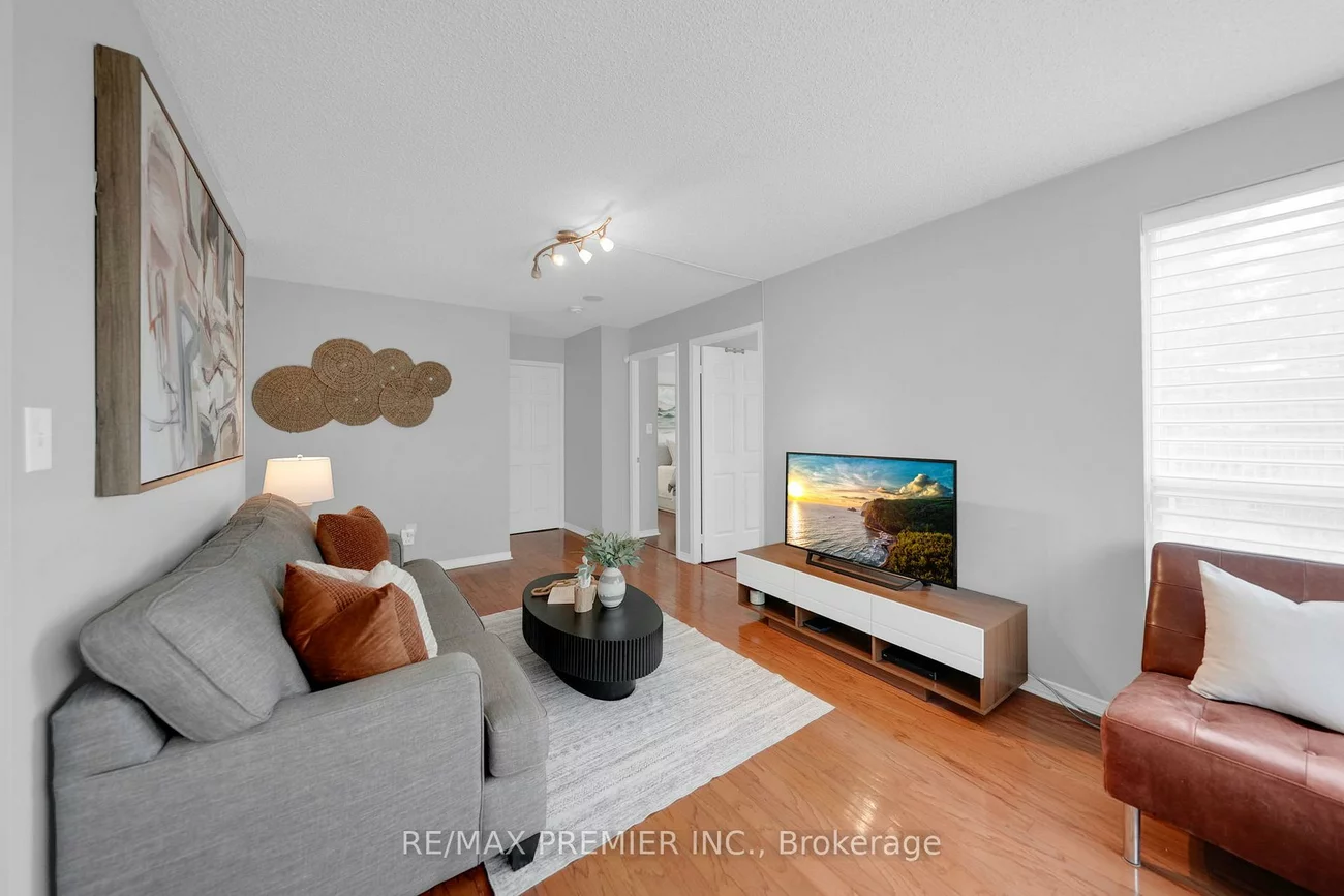 51, Baffin, Langstaff, Richmond Hill