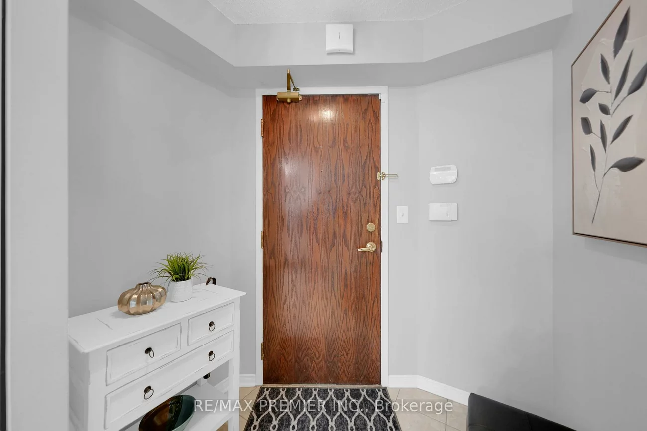 51, Baffin, Langstaff, Richmond Hill