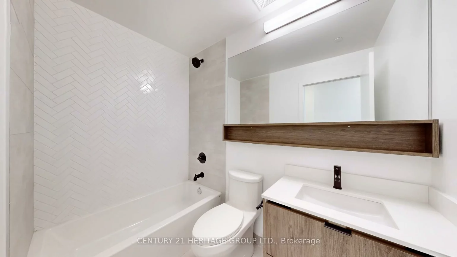 8888, Yonge, South Richvale, Richmond Hill