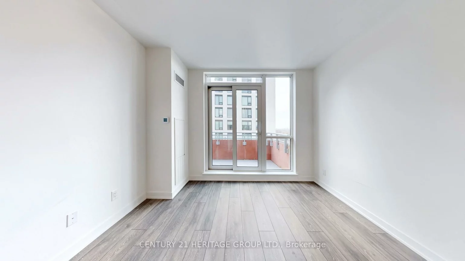 8888, Yonge, South Richvale, Richmond Hill