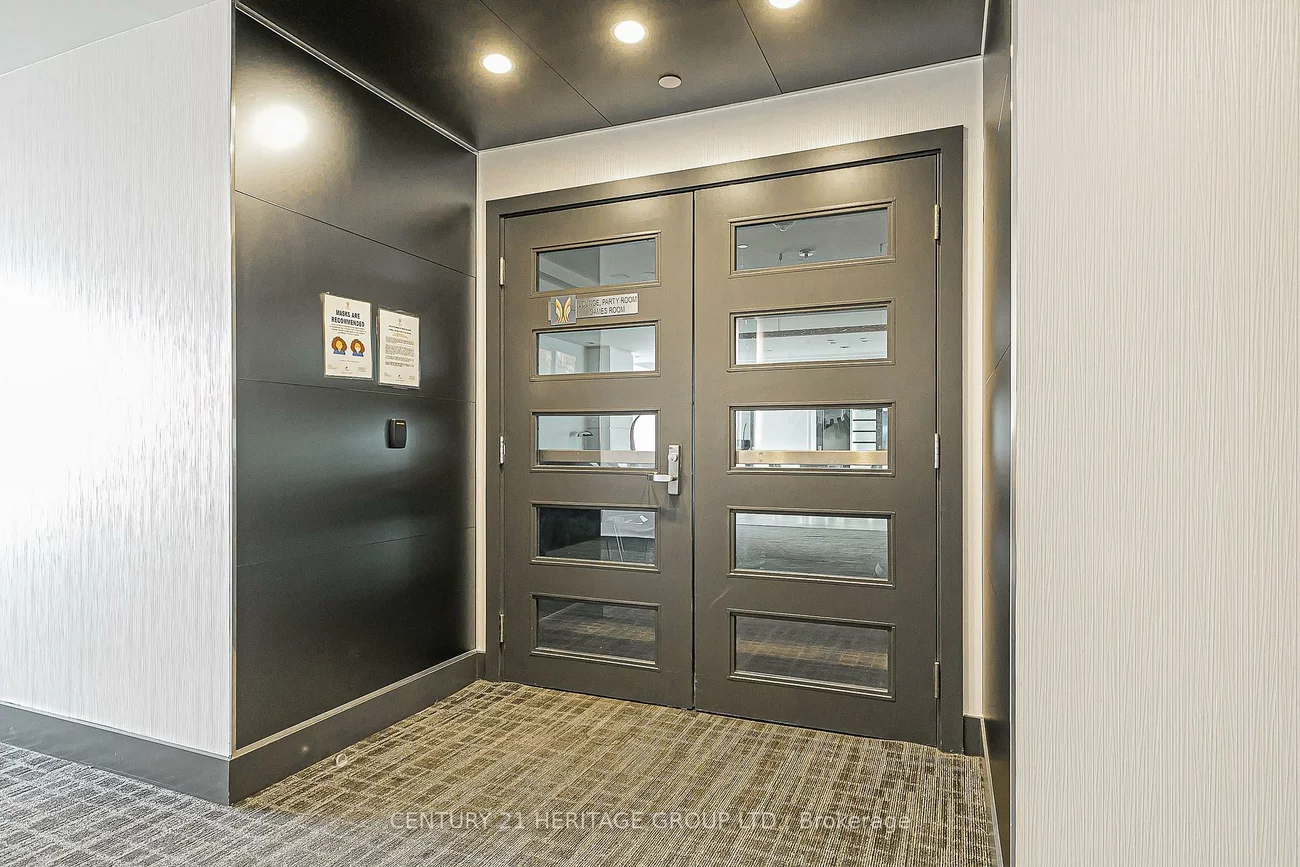 9471, Yonge, Observatory, Richmond Hill