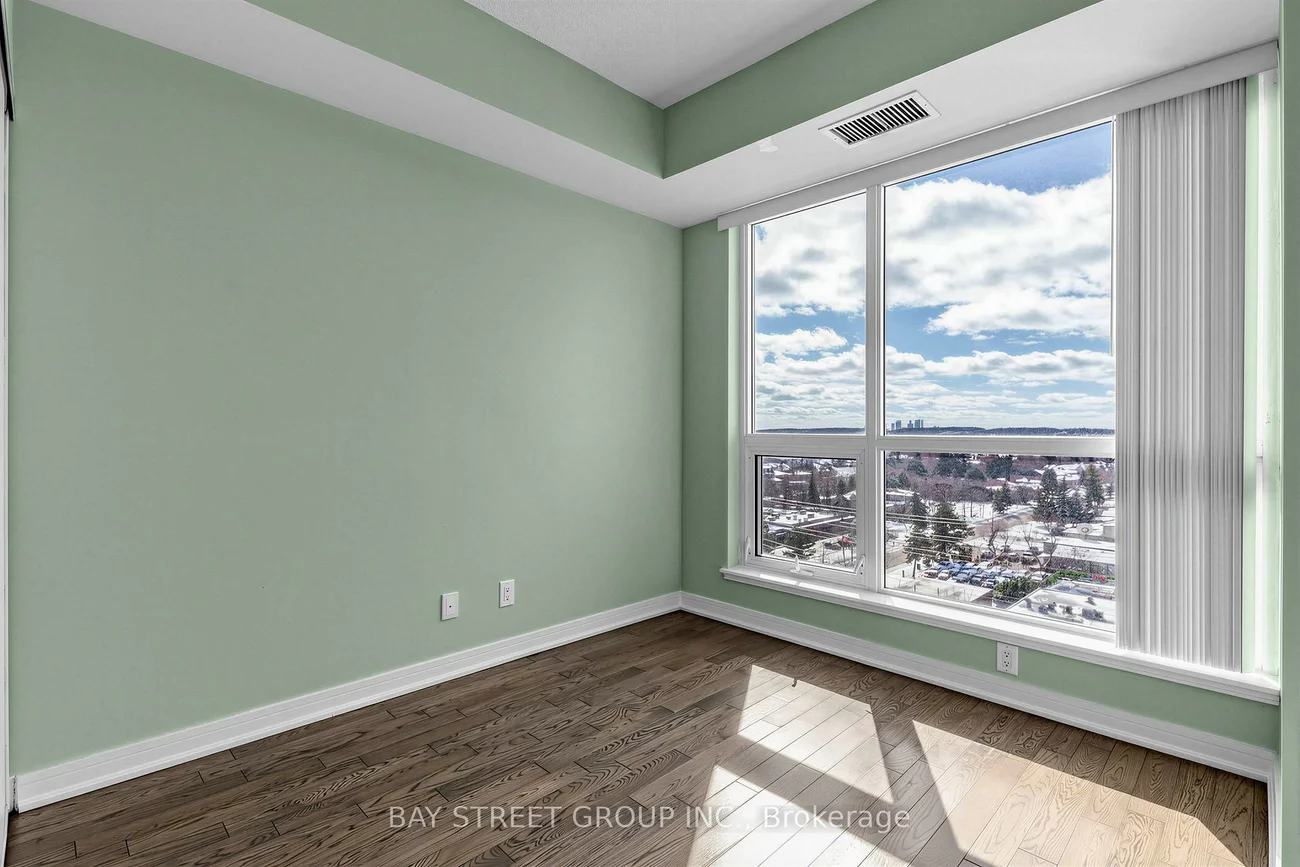 9201, Yonge, Langstaff, Richmond Hill