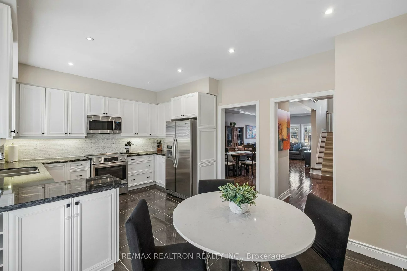 8909, BATHURST, South Richvale, Richmond Hill