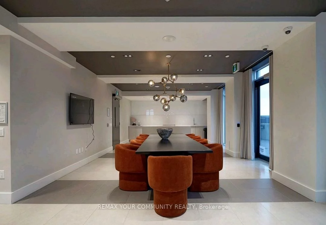 8868, Yonge, South Richvale, Richmond Hill