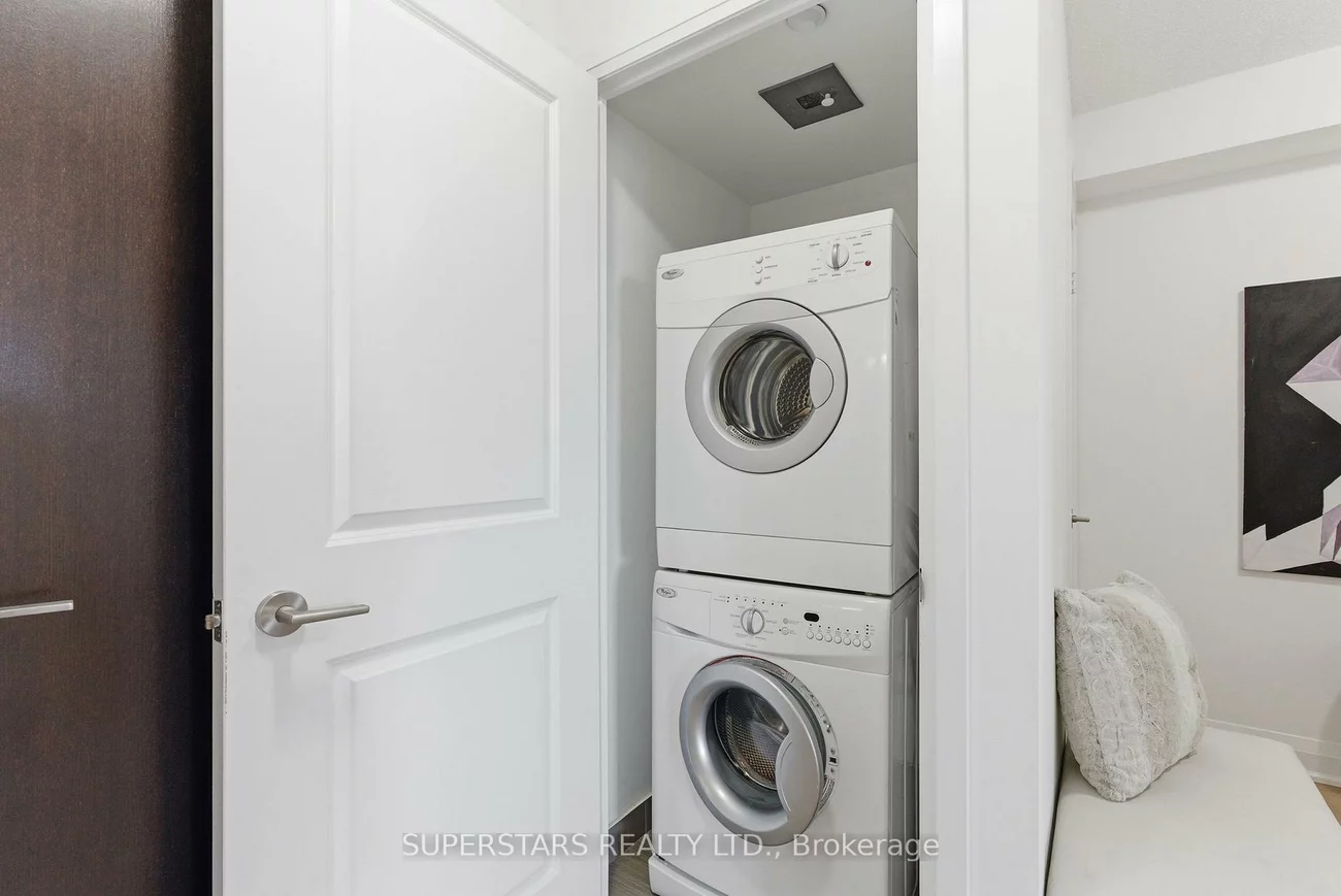 372, Highway 7 E, Doncrest, Richmond Hill