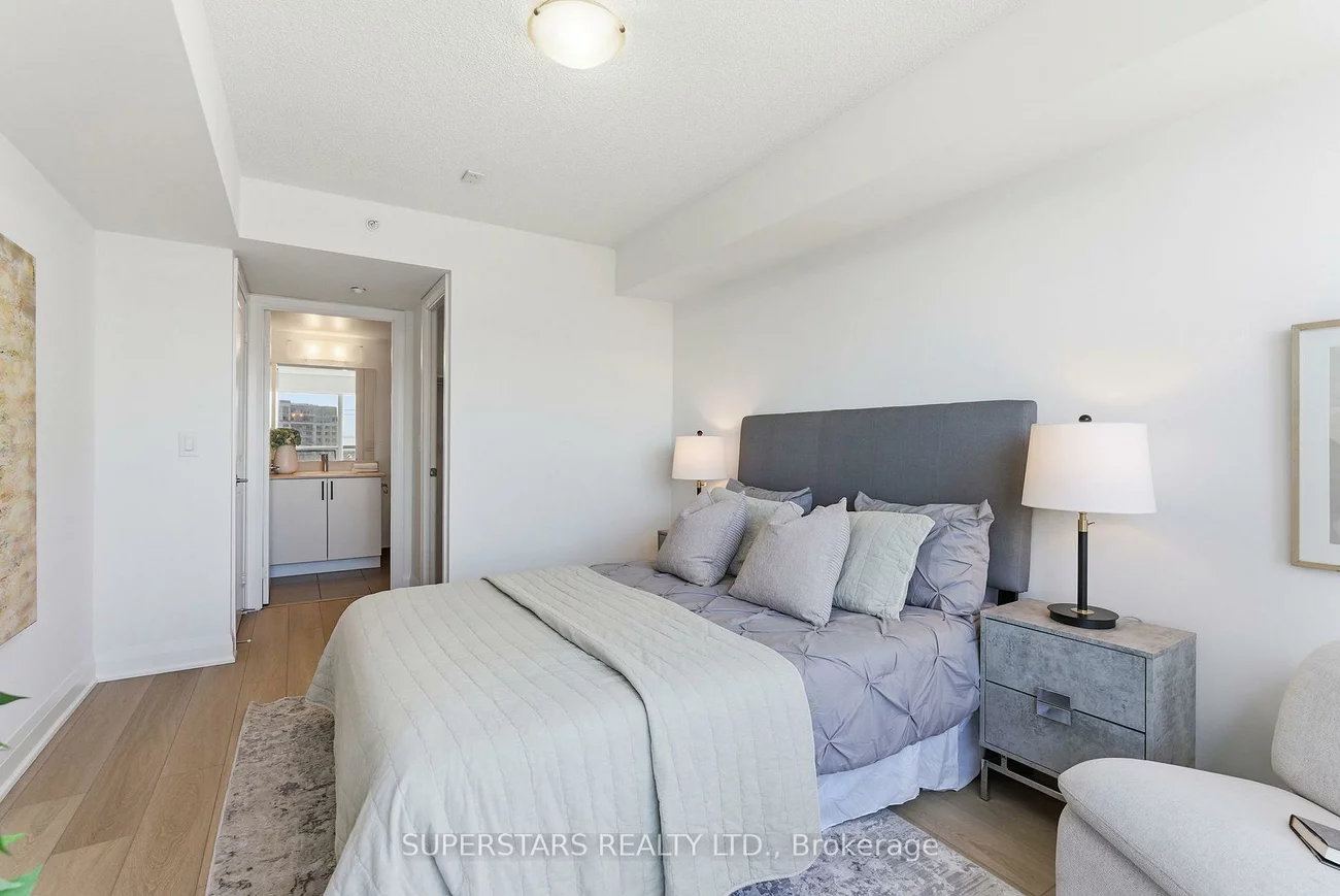 372, Highway 7 E, Doncrest, Richmond Hill