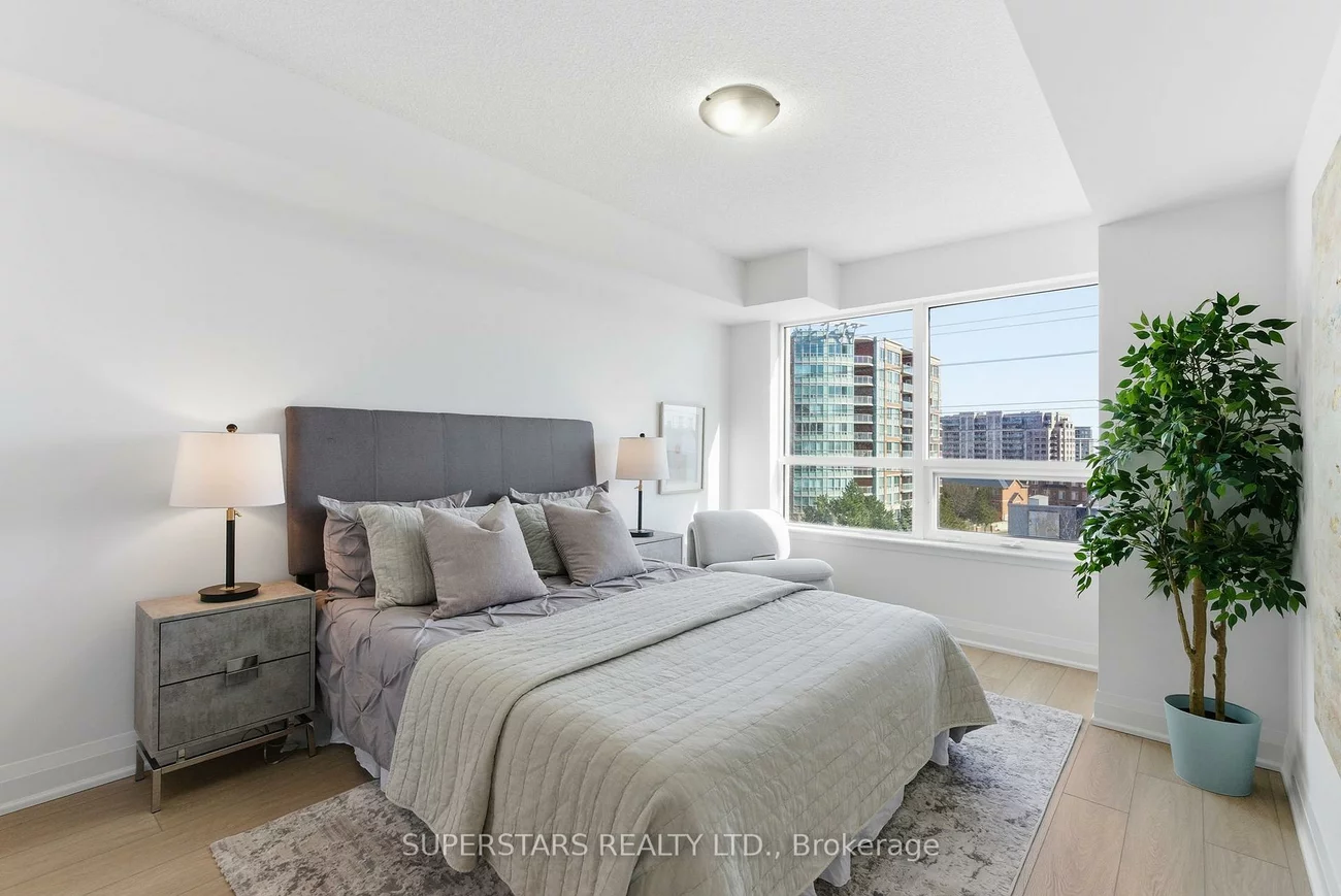 372, Highway 7 E, Doncrest, Richmond Hill