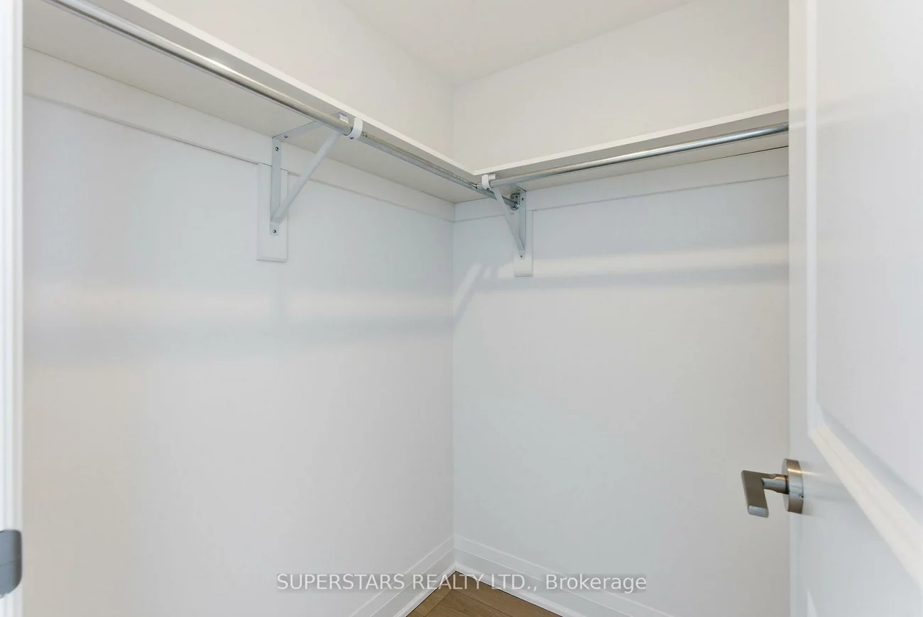 372, Highway 7 E, Doncrest, Richmond Hill