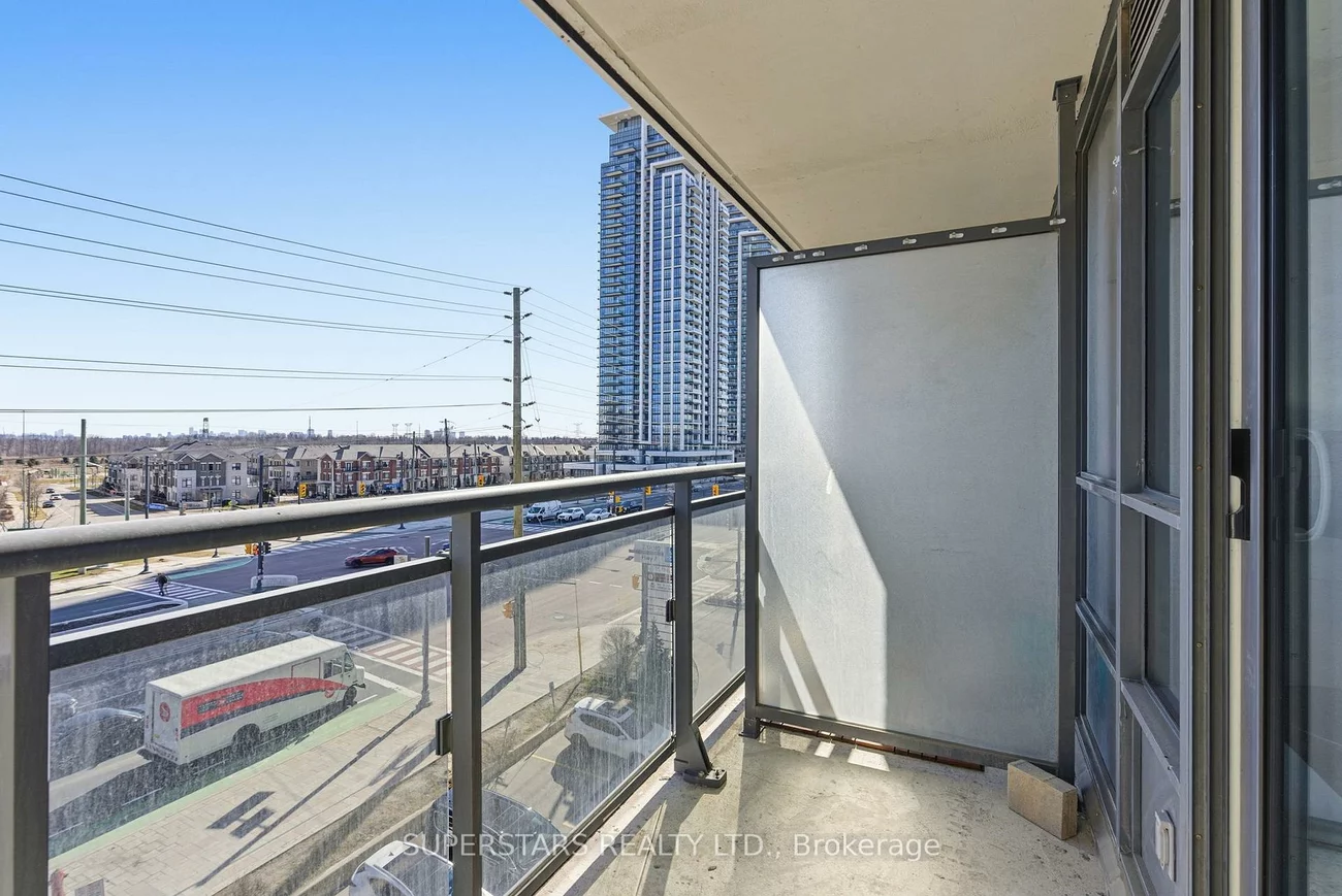 372, Highway 7 E, Doncrest, Richmond Hill