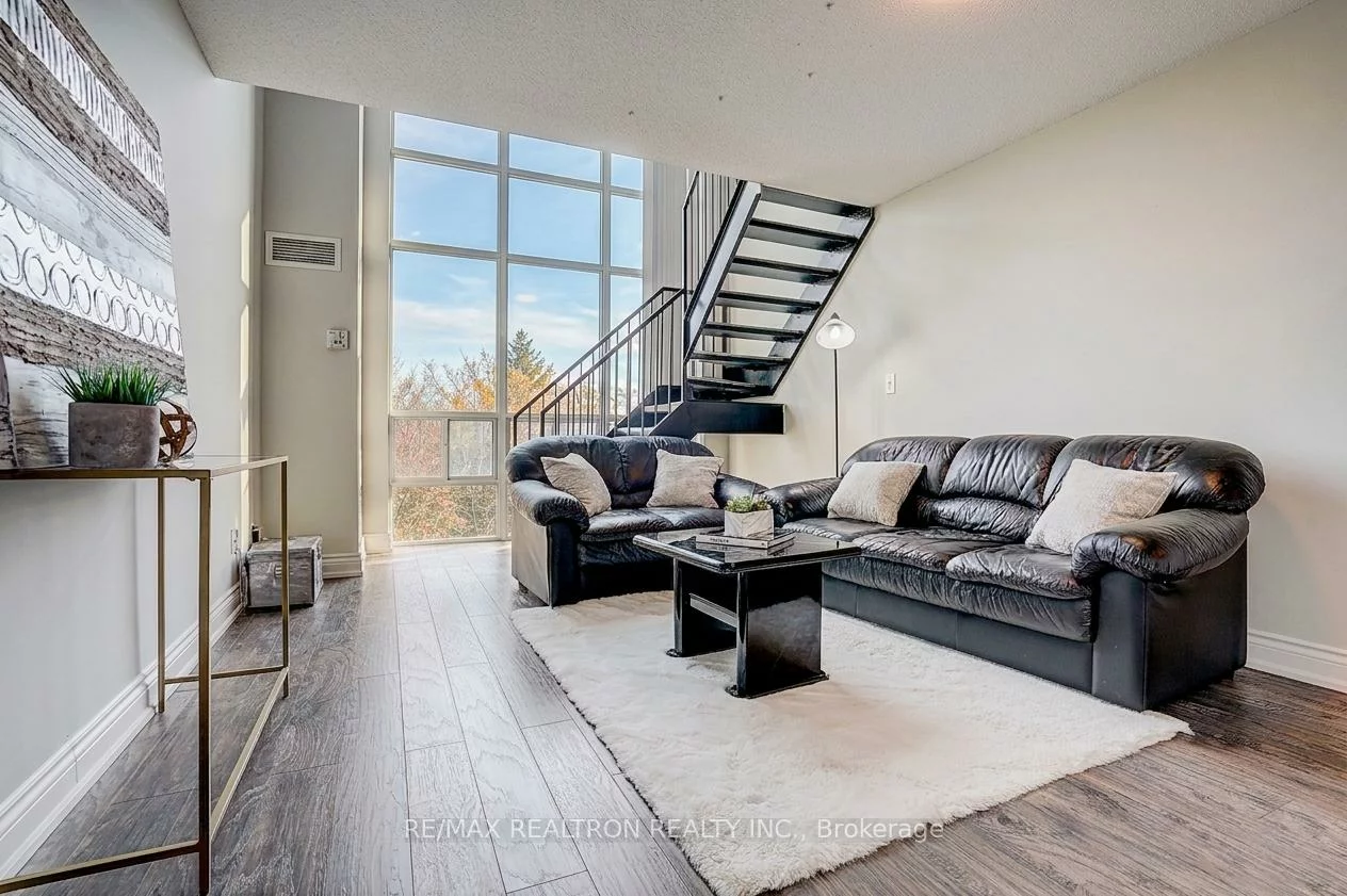 3, Ellesmere, Langstaff, Richmond Hill