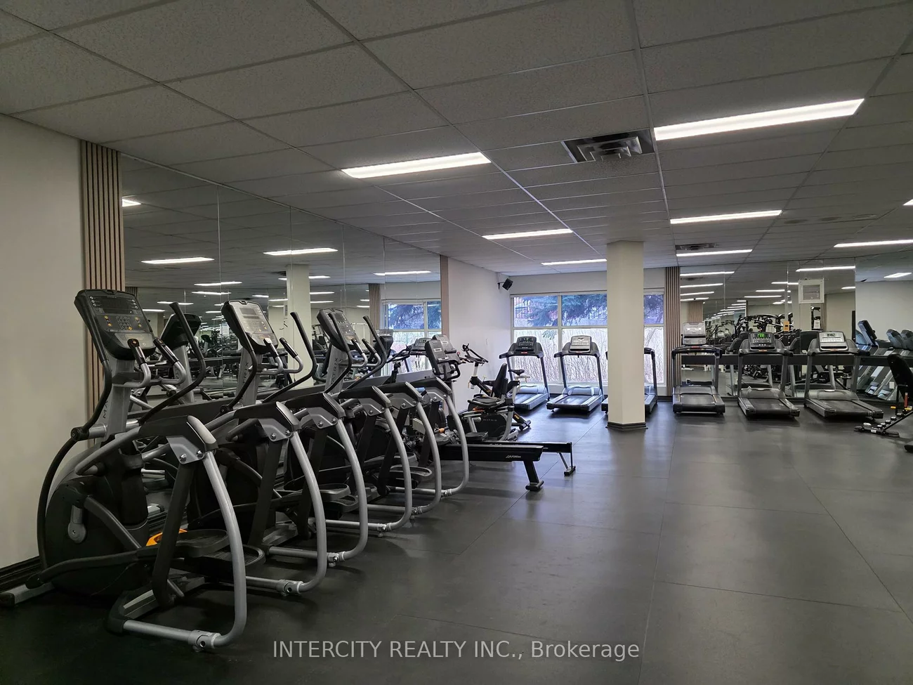 40, Harding, North Richvale, Richmond Hill