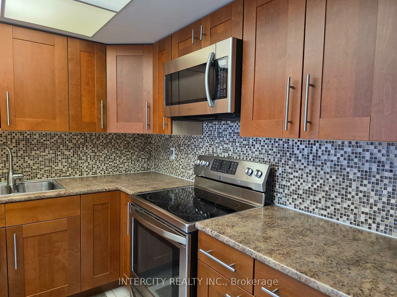 40, Harding, North Richvale, Richmond Hill