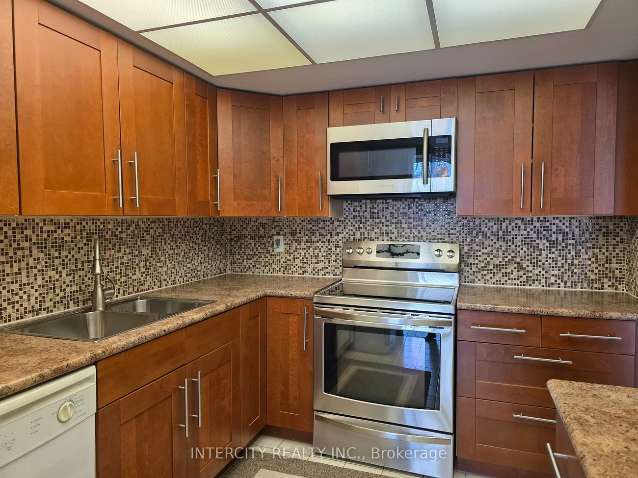 40, Harding, North Richvale, Richmond Hill