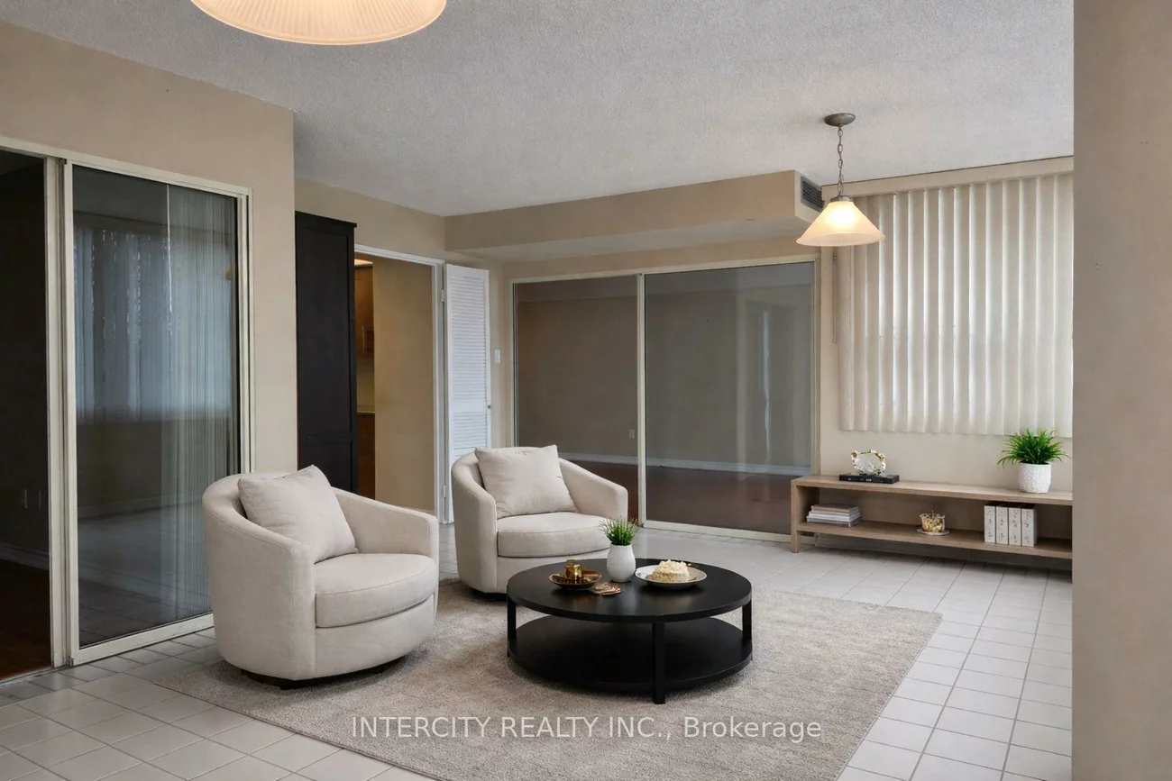 40, Harding, North Richvale, Richmond Hill