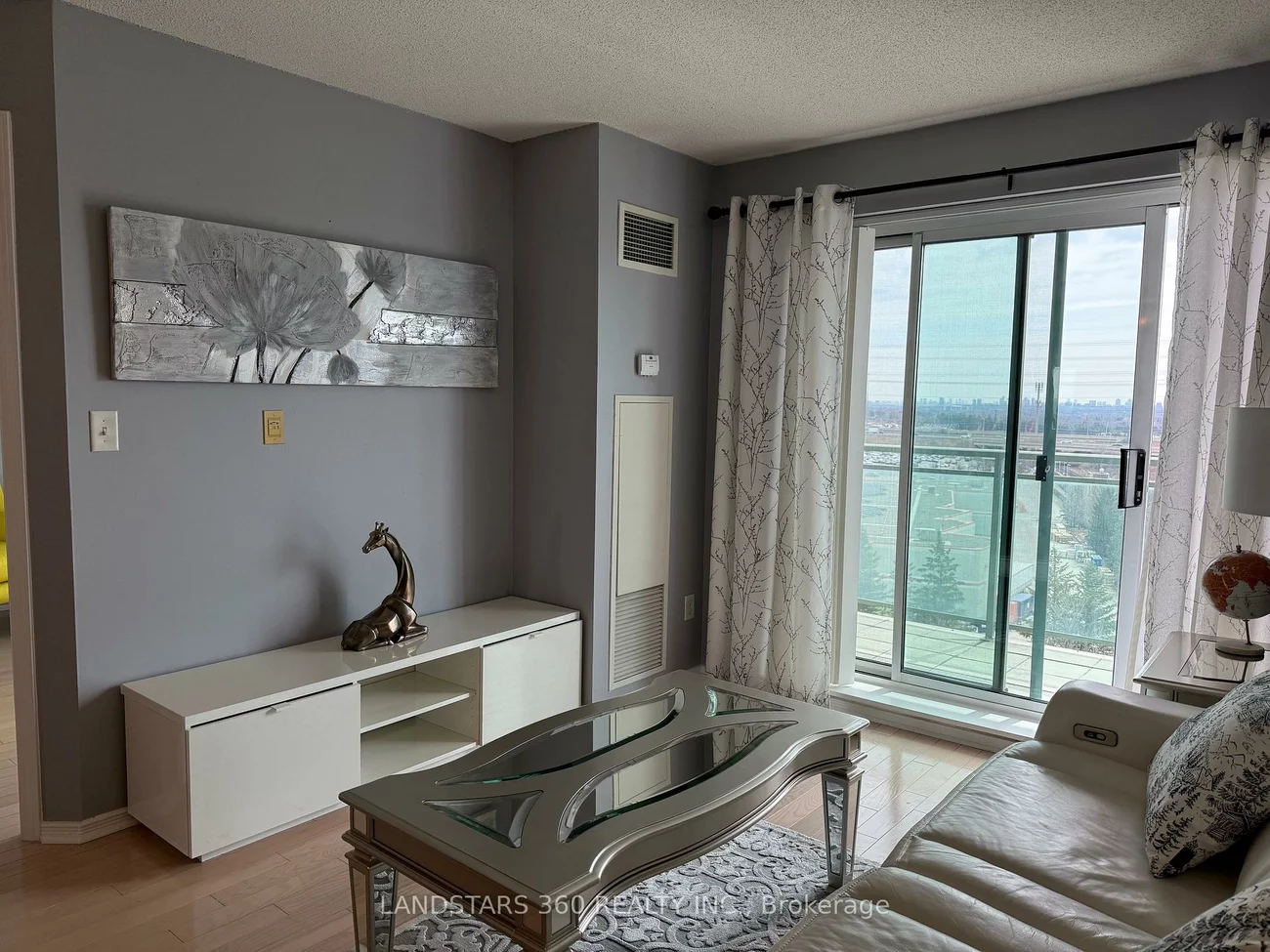 39, Oneida, Langstaff, Richmond Hill