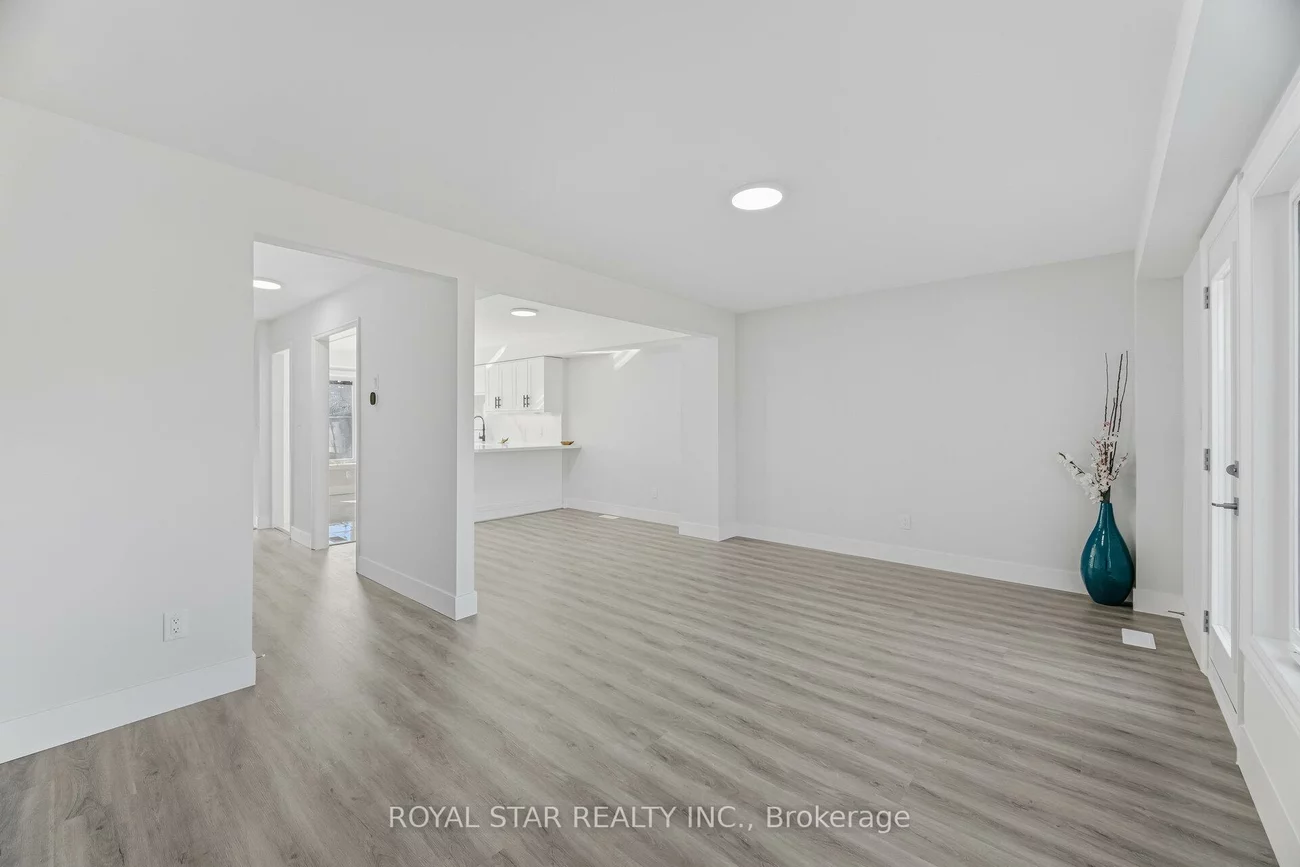 11, Plaisance, North Richvale, Richmond Hill