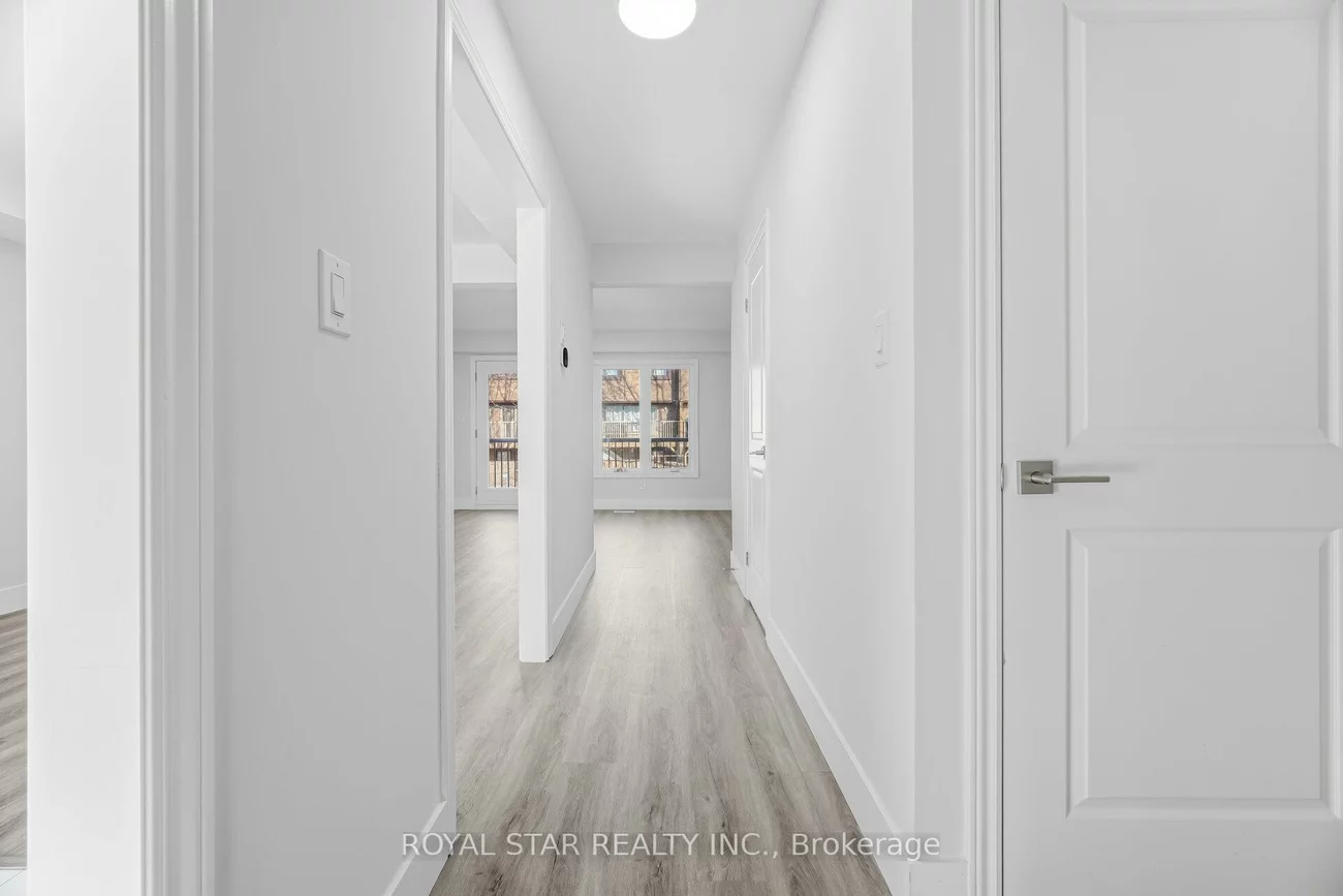 11, Plaisance, North Richvale, Richmond Hill