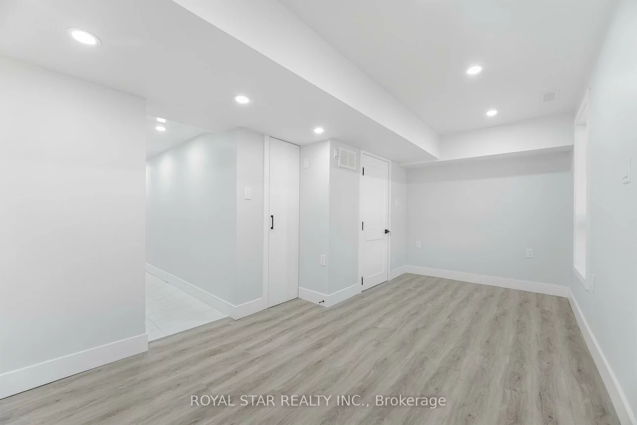 11, Plaisance, North Richvale, Richmond Hill