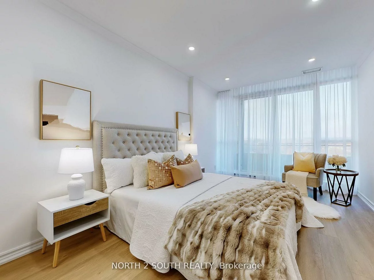 32, Clarissa, Harding, Richmond Hill