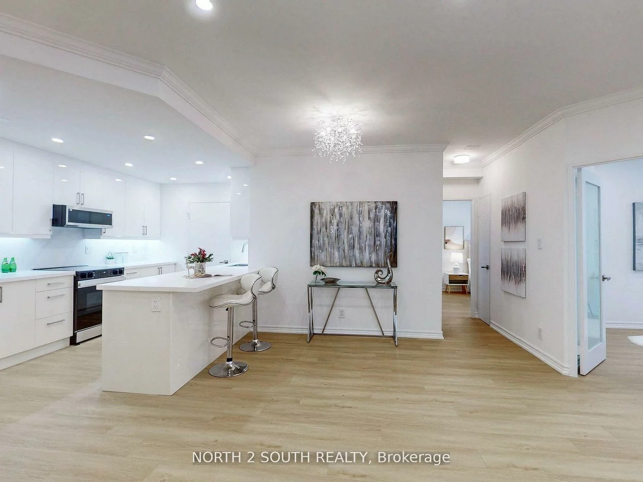 32, Clarissa, Harding, Richmond Hill