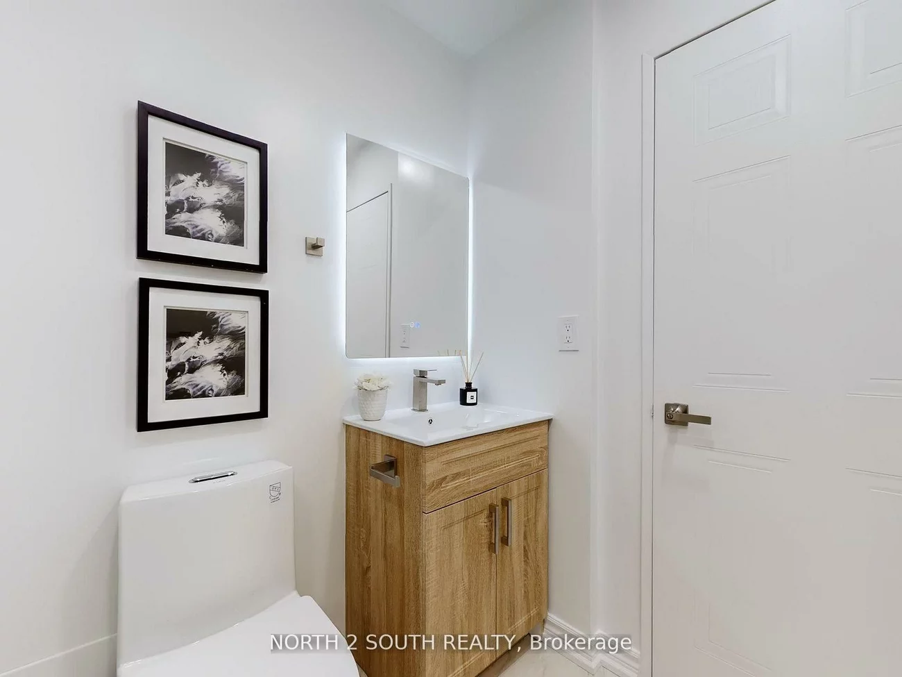 32, Clarissa, Harding, Richmond Hill