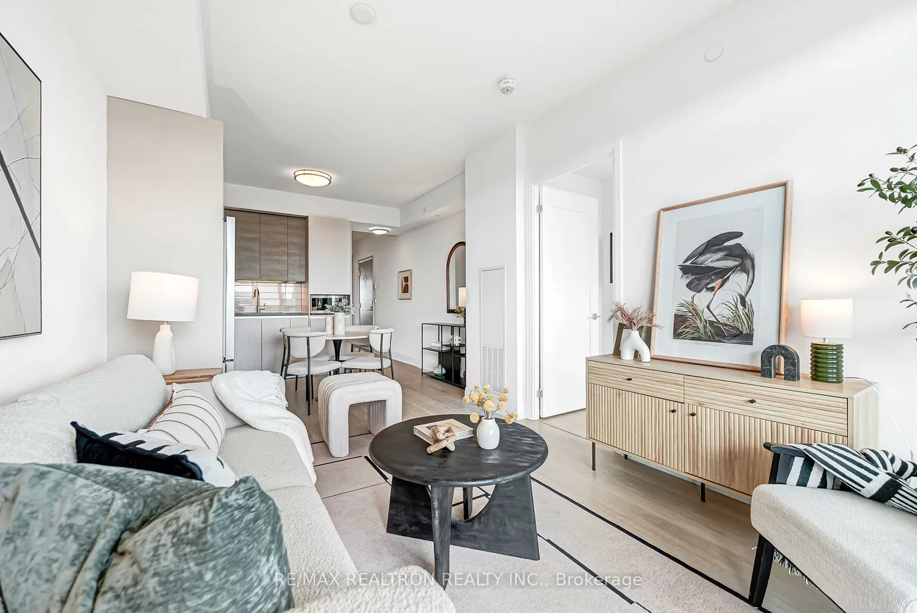 398, Hwy 7, Doncrest, Richmond Hill