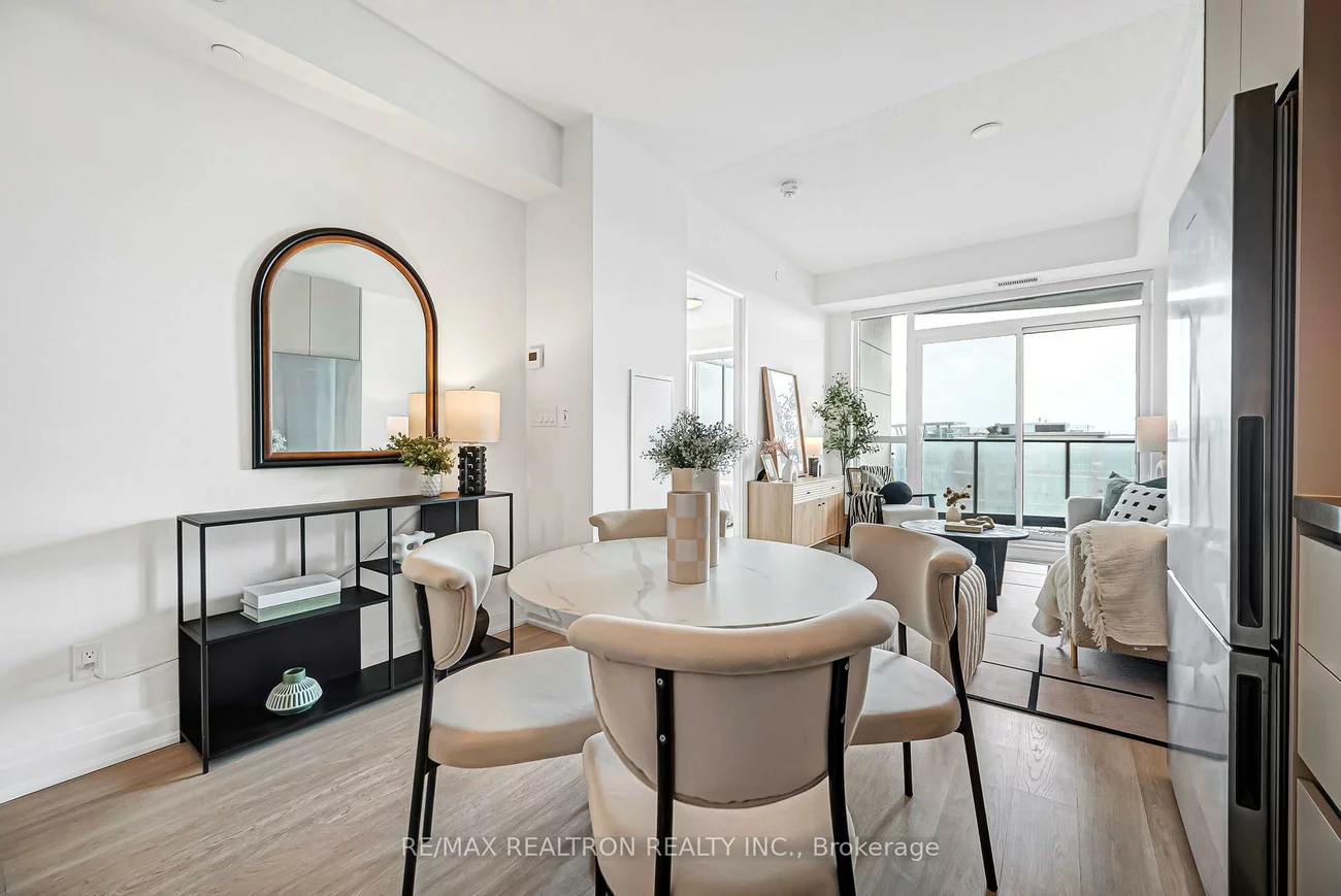 398, Hwy 7, Doncrest, Richmond Hill