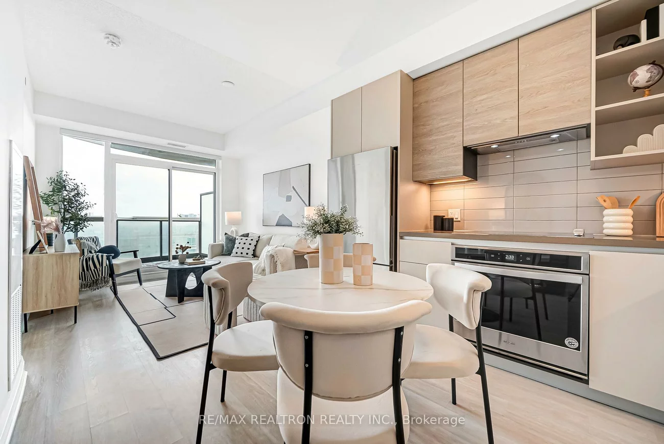 398, Hwy 7, Doncrest, Richmond Hill