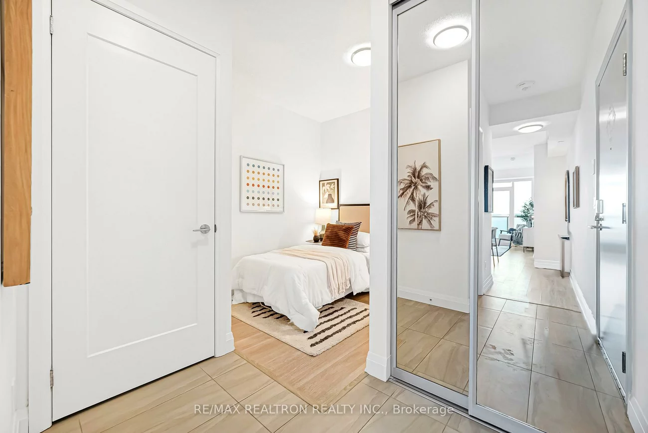 398, Hwy 7, Doncrest, Richmond Hill