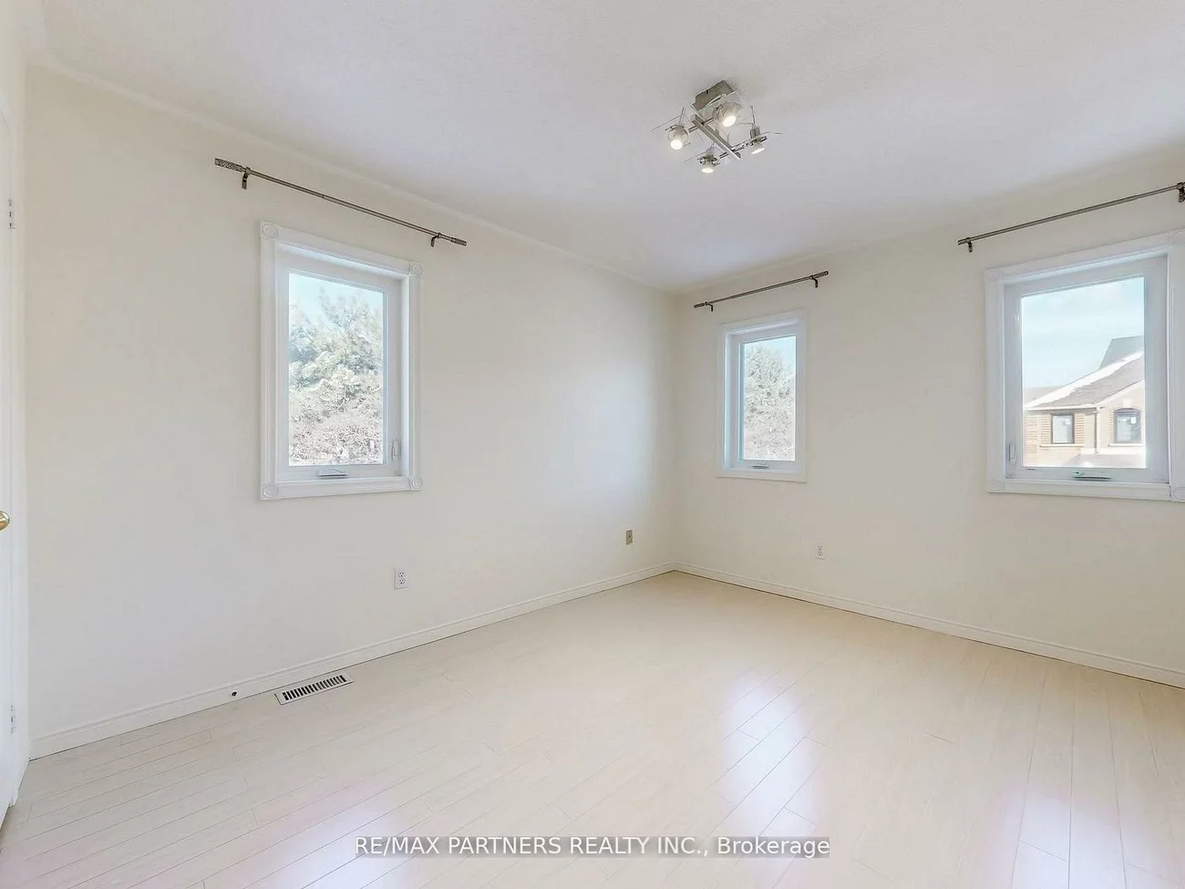 50, Rubin, Doncrest, Richmond Hill