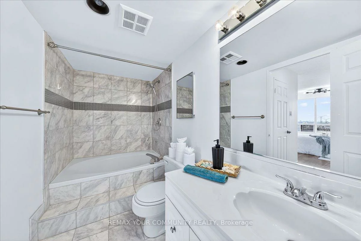 8501, Bayview, Doncrest, Richmond Hill