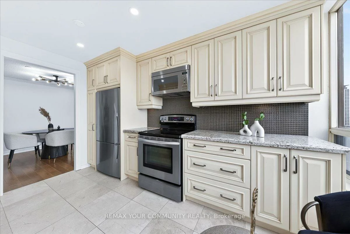 8501, Bayview, Doncrest, Richmond Hill