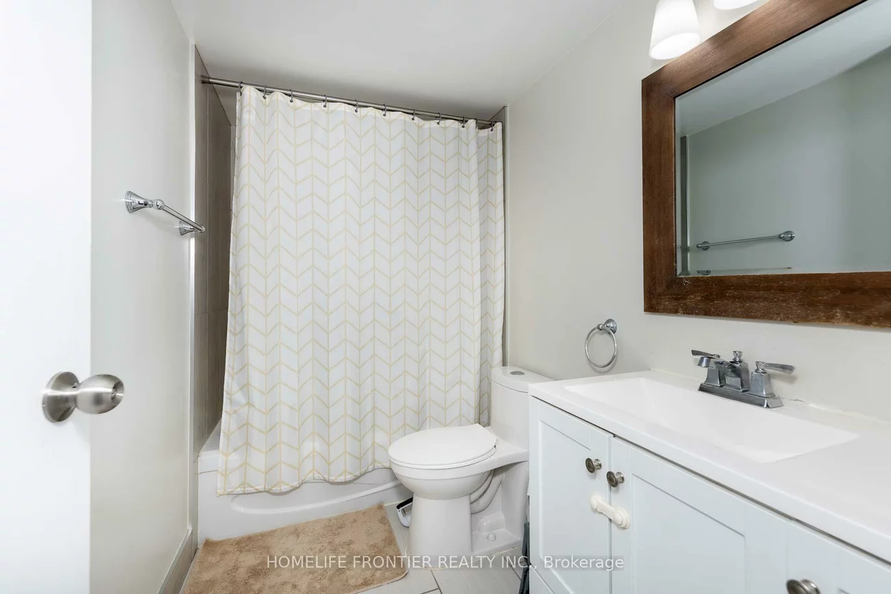 20, Baif, North Richvale, Richmond Hill