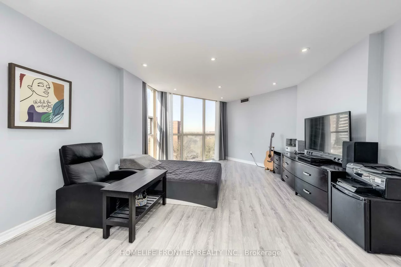 20, Baif, North Richvale, Richmond Hill