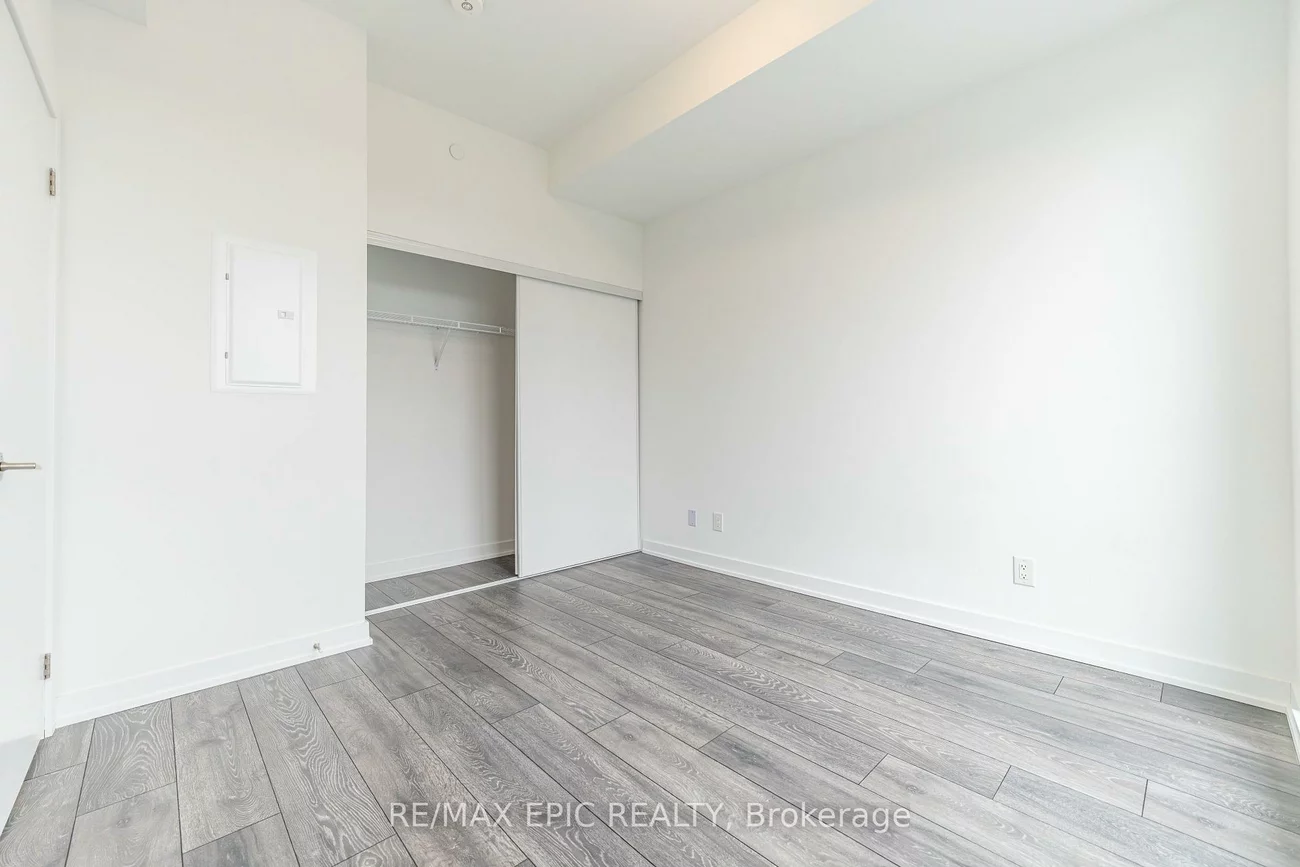 8888, Yonge, South Richvale, Richmond Hill