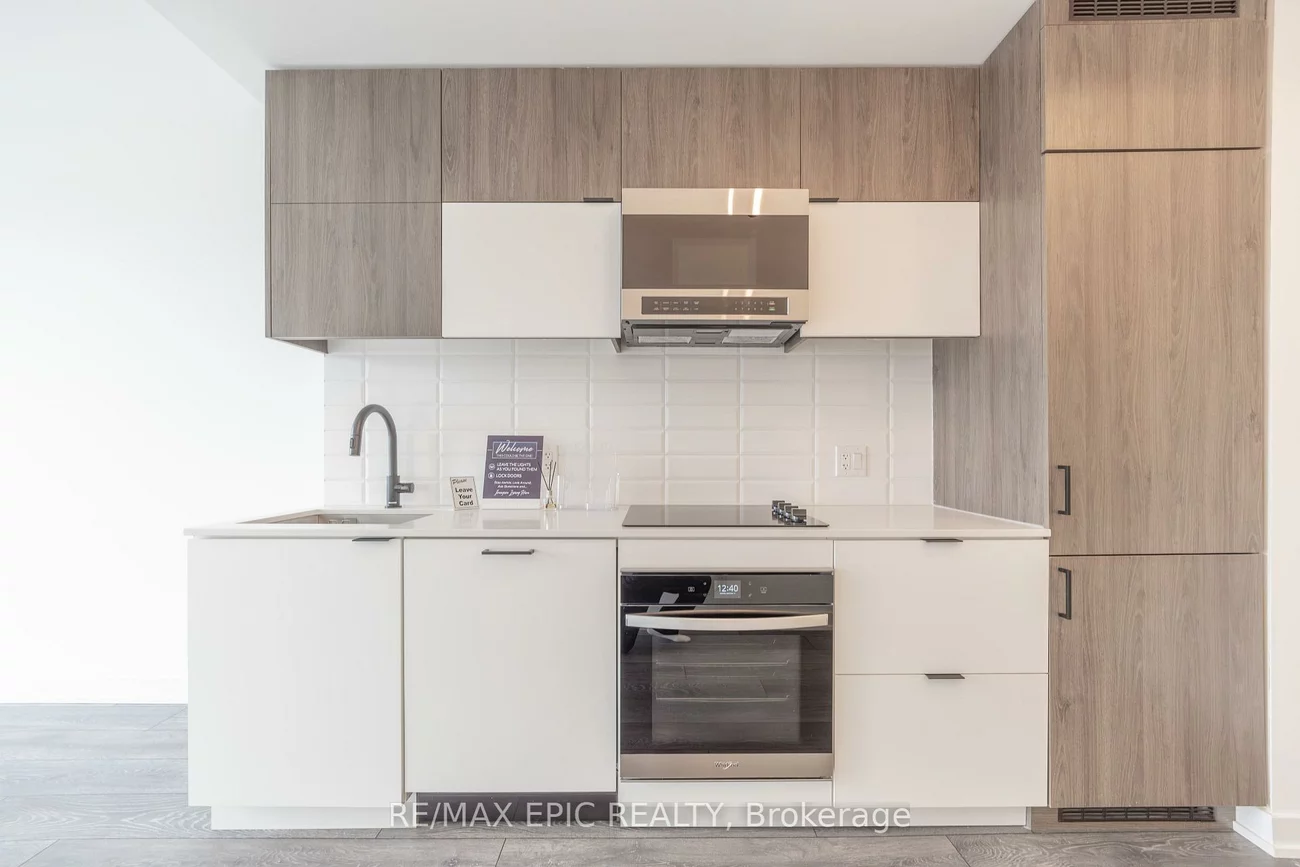 8888, Yonge, South Richvale, Richmond Hill