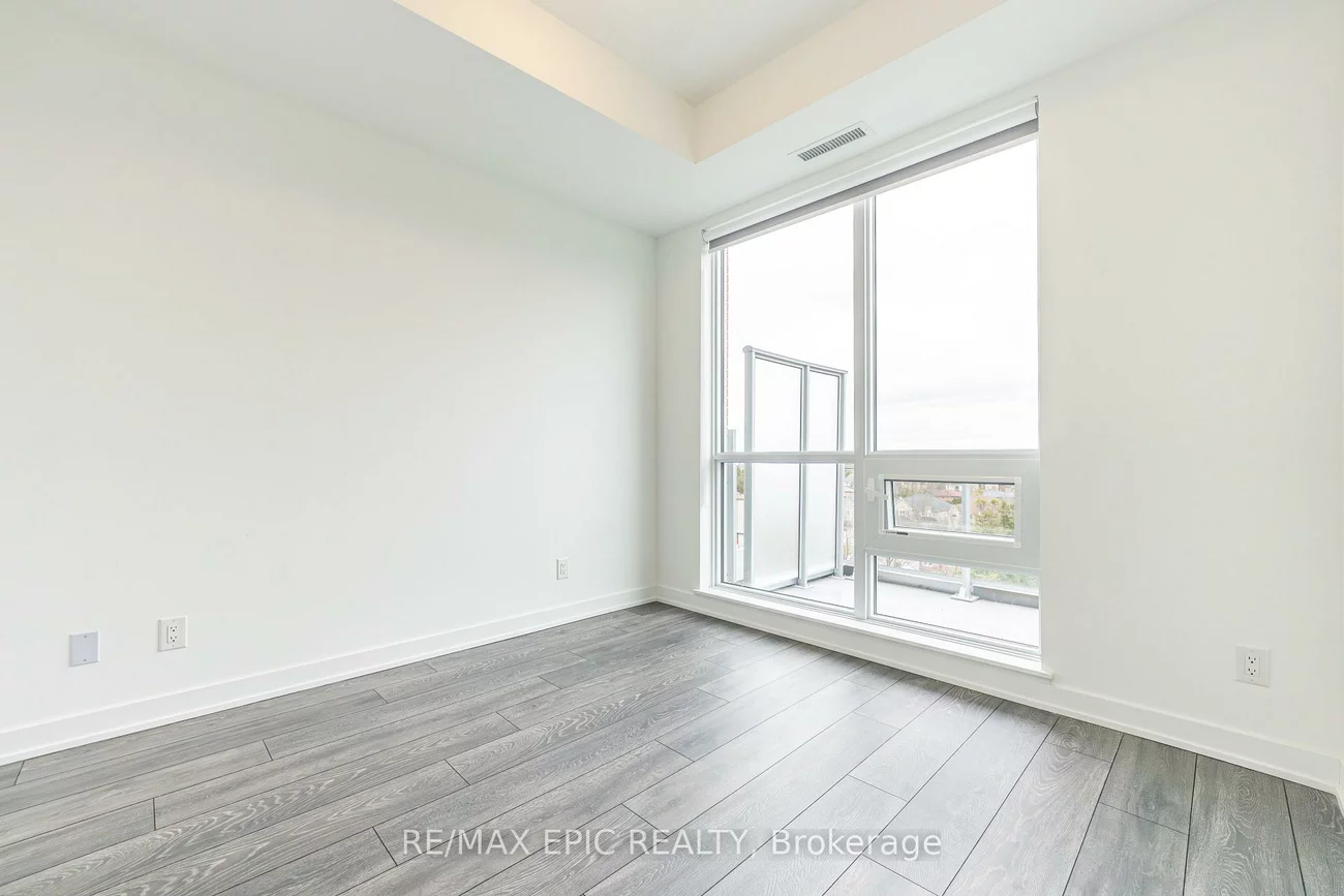 8888, Yonge, South Richvale, Richmond Hill