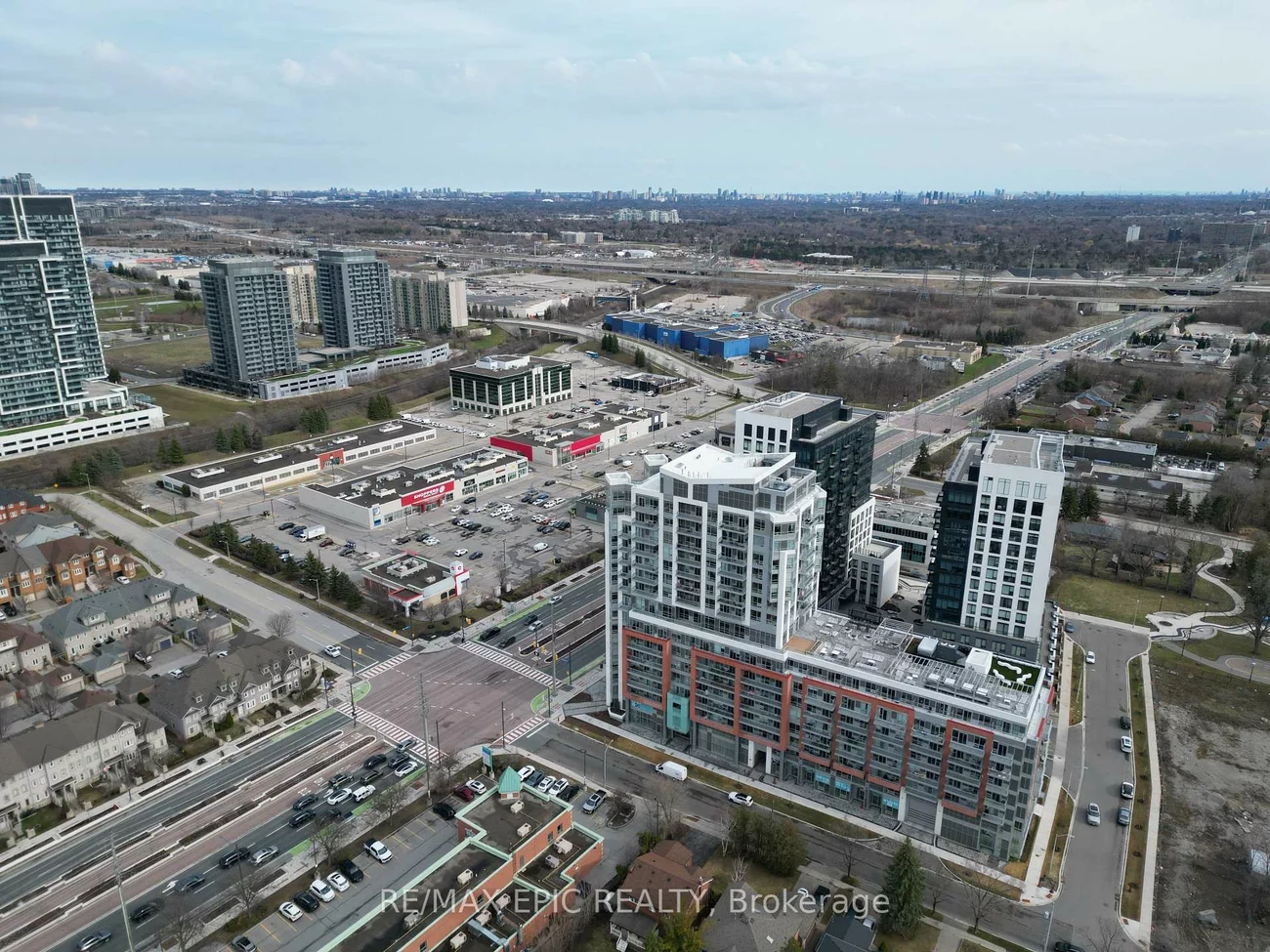8888, Yonge, South Richvale, Richmond Hill