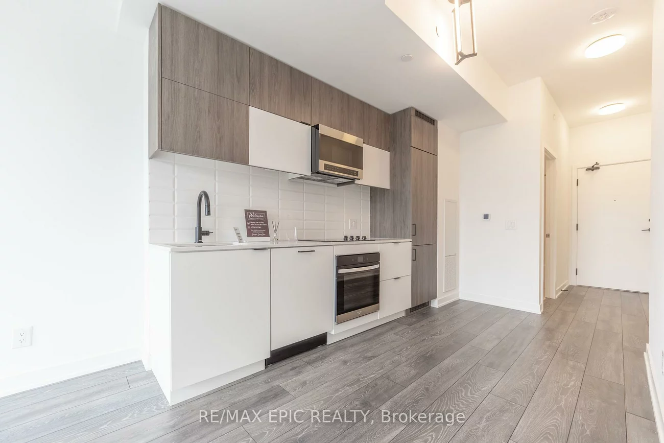8888, Yonge, South Richvale, Richmond Hill