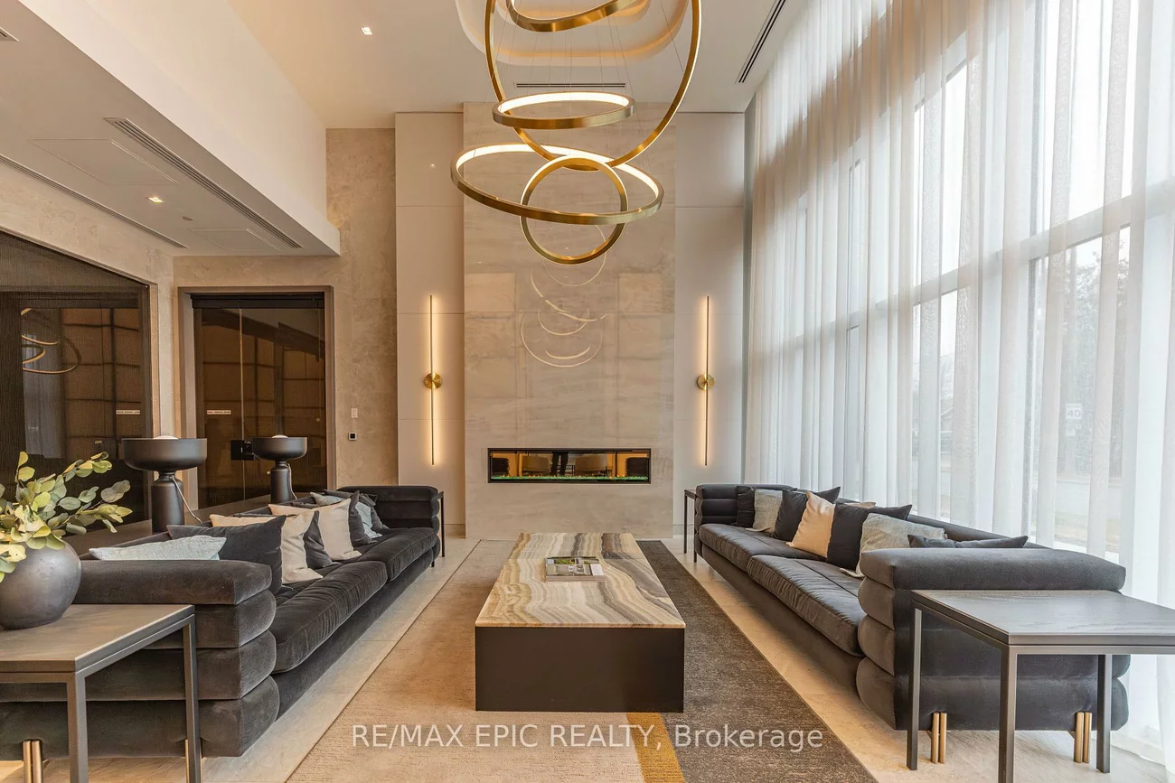 8888, Yonge, South Richvale, Richmond Hill
