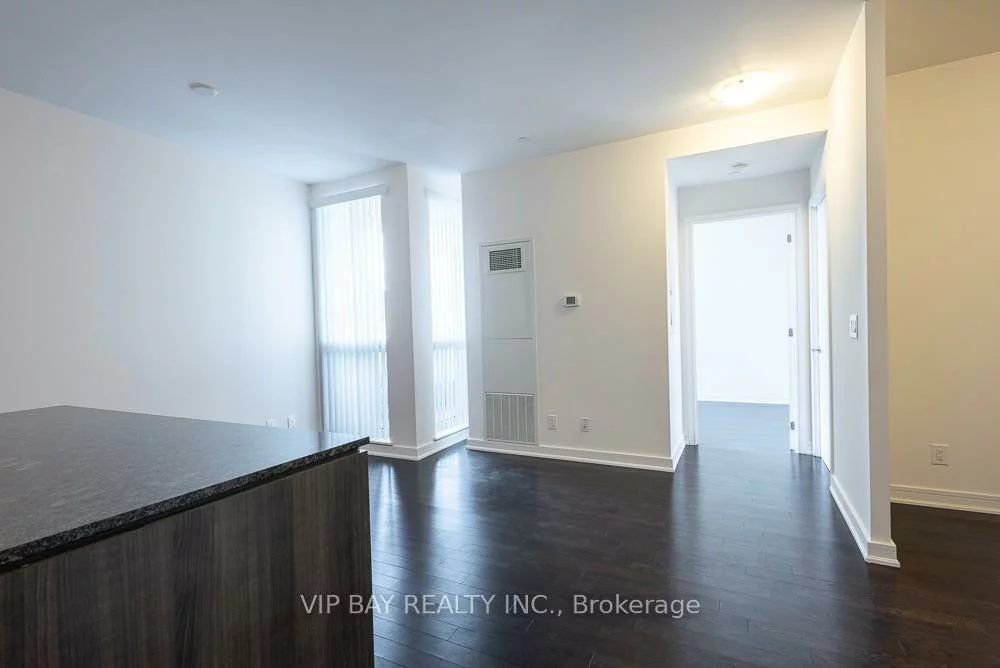9201, Yonge, Langstaff, Richmond Hill