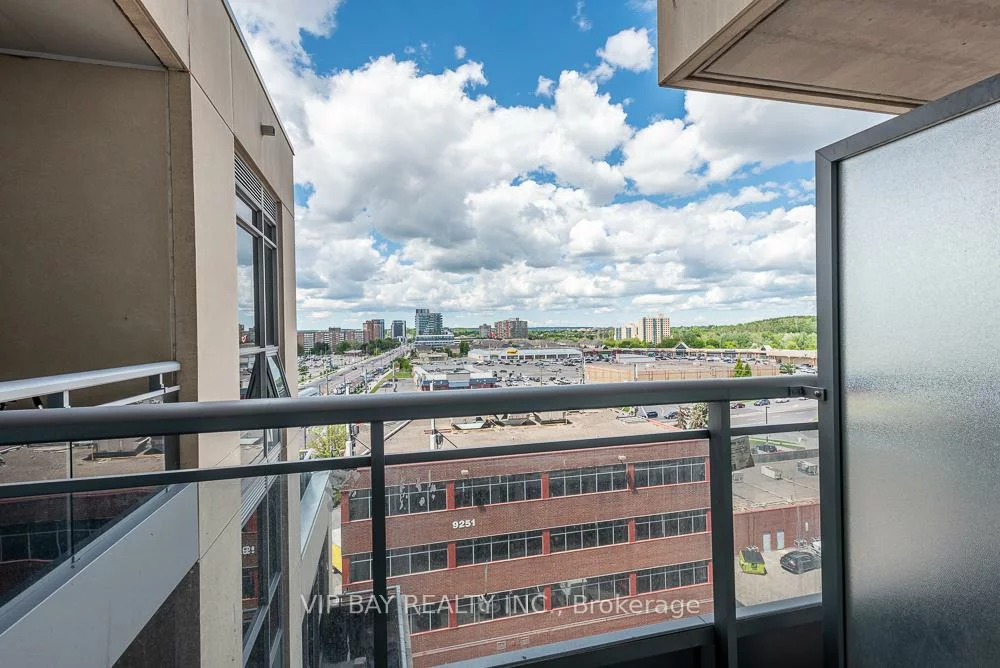 9201, Yonge, Langstaff, Richmond Hill