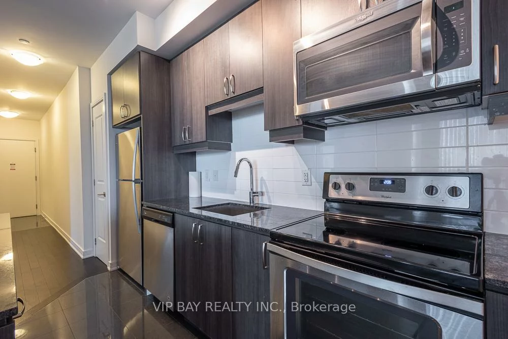 9201, Yonge, Langstaff, Richmond Hill