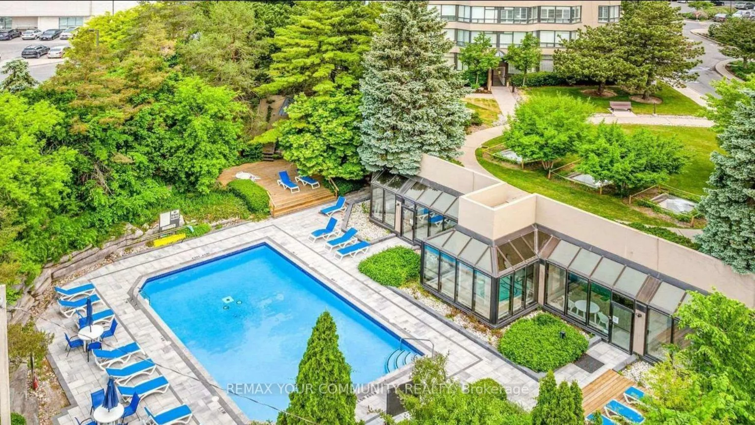 32, Clarissa, Harding, Richmond Hill